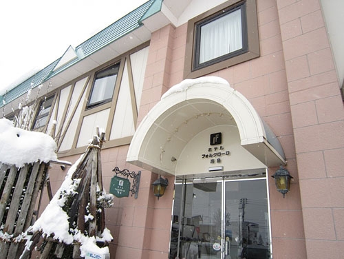 ■ホテルエントランス(正面玄関)前、融雪工事のご案内